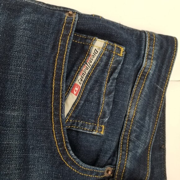 DIESEL Jeans Mens Safado Straight Leg NWT Dark Wash Blue RB065 Button Fly 38 x32 - Picture 6 of 16